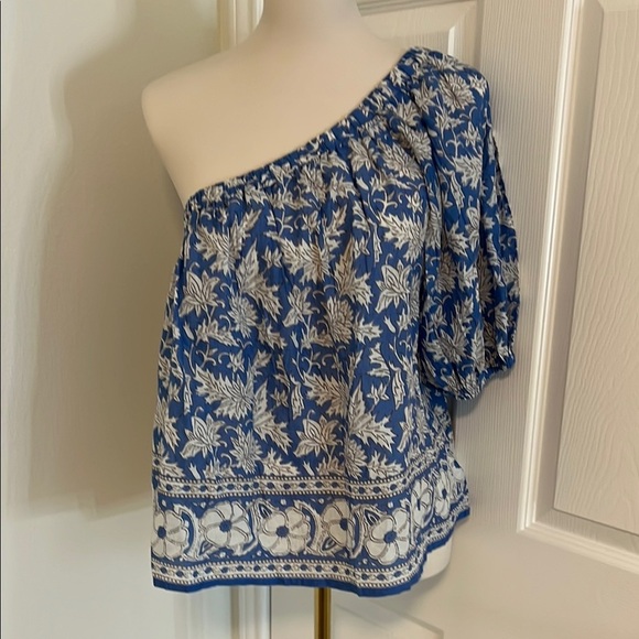 Velvet GRAHAM and Spencer Blue Floral One-Shoulder Top - Picture 1 of 5